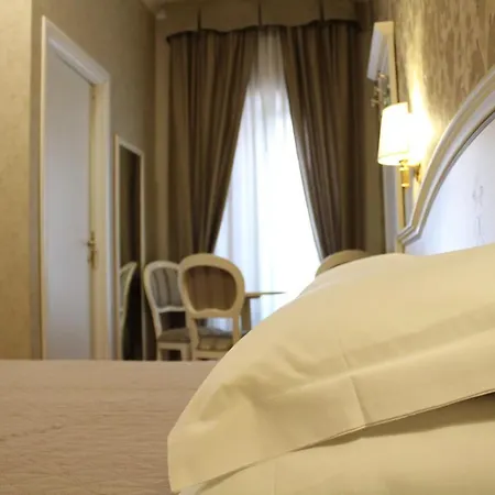 Guest house Domus Bocca Di Leone Rome