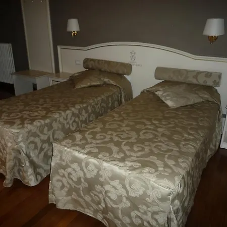 Guest house Domus Bocca Di Leone Rome