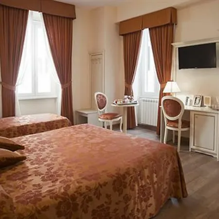 Domus Bocca Di Leone 3*