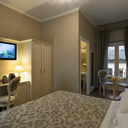 Domus Bocca Di Leone Guest house